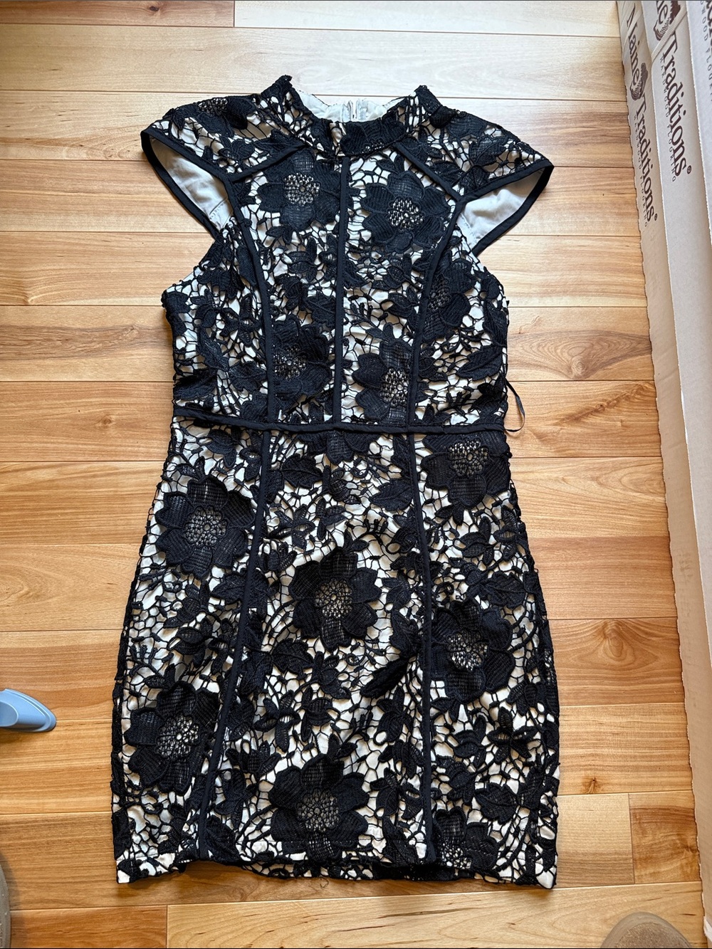 Black Floral Lace Mini Dress - Brand: